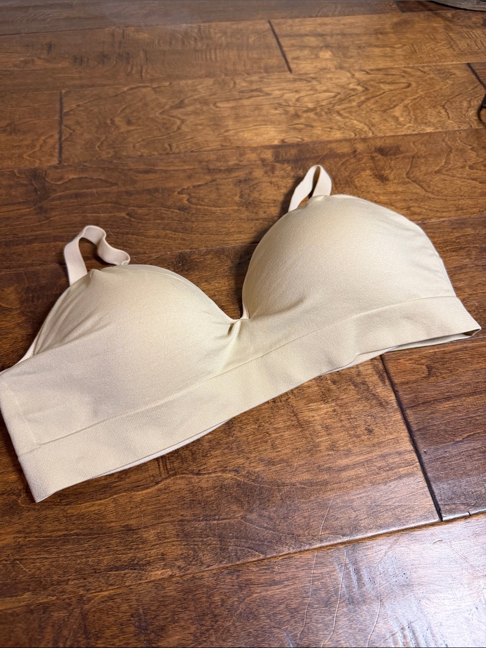 Underoutfit 467 THE INFINITE SUPPORT BRA, 
SAND, size M